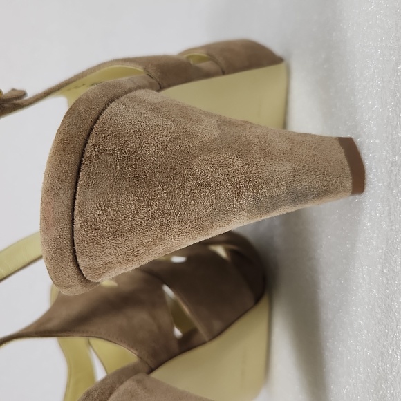 Bruno Magli Suede Sligback Peep-Toe Heels European Sz40 - Picture 7 of 16